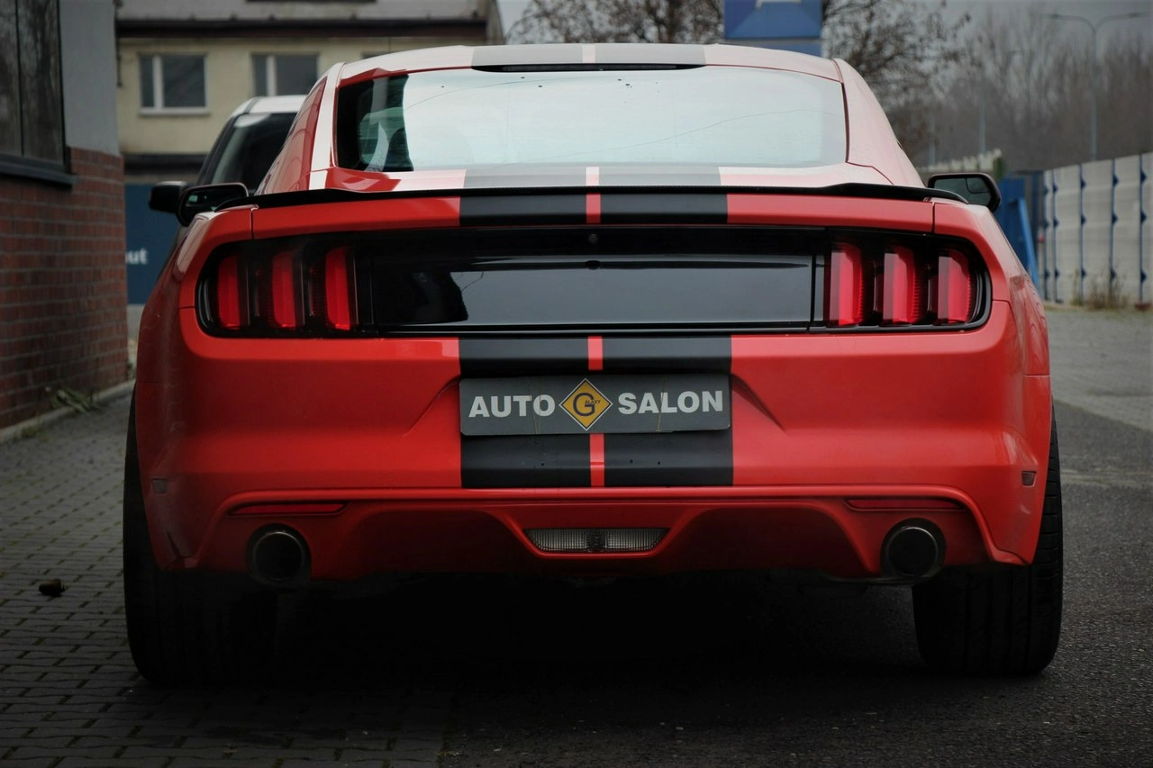 Ford Mustang - Zdjęcie 7