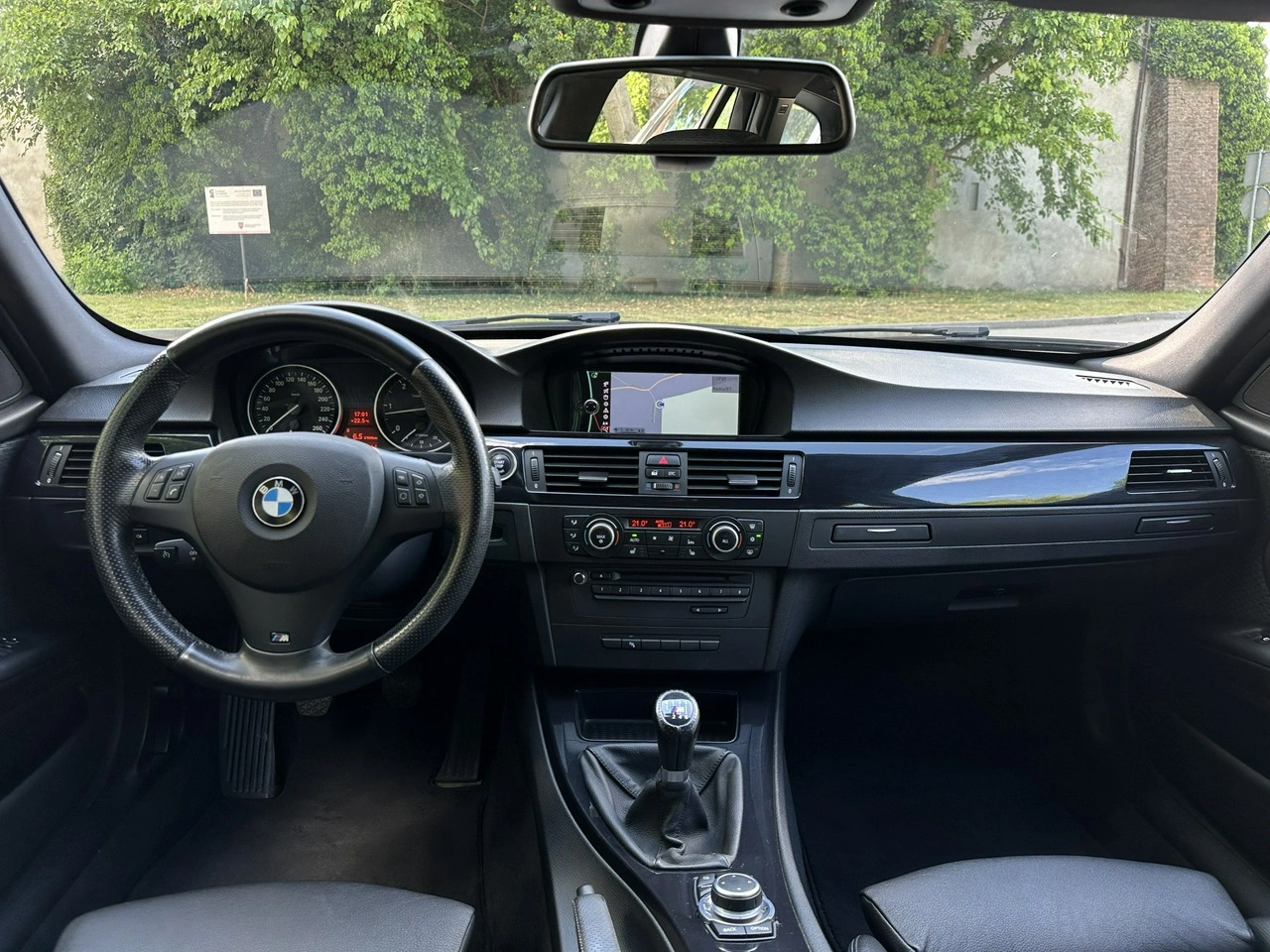 BMW 330 - Zdjęcie 12