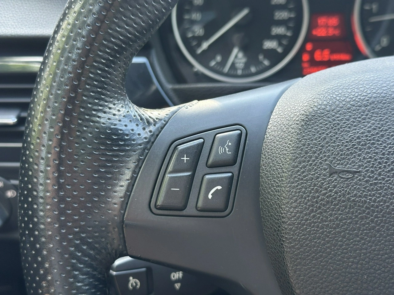 BMW 330 - Zdjęcie 26