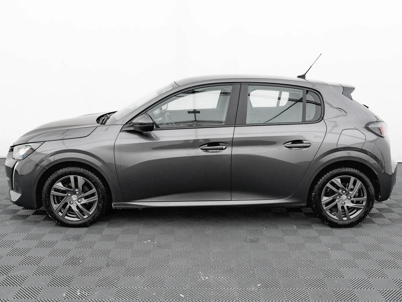 Peugeot 208 - Zdjęcie 8