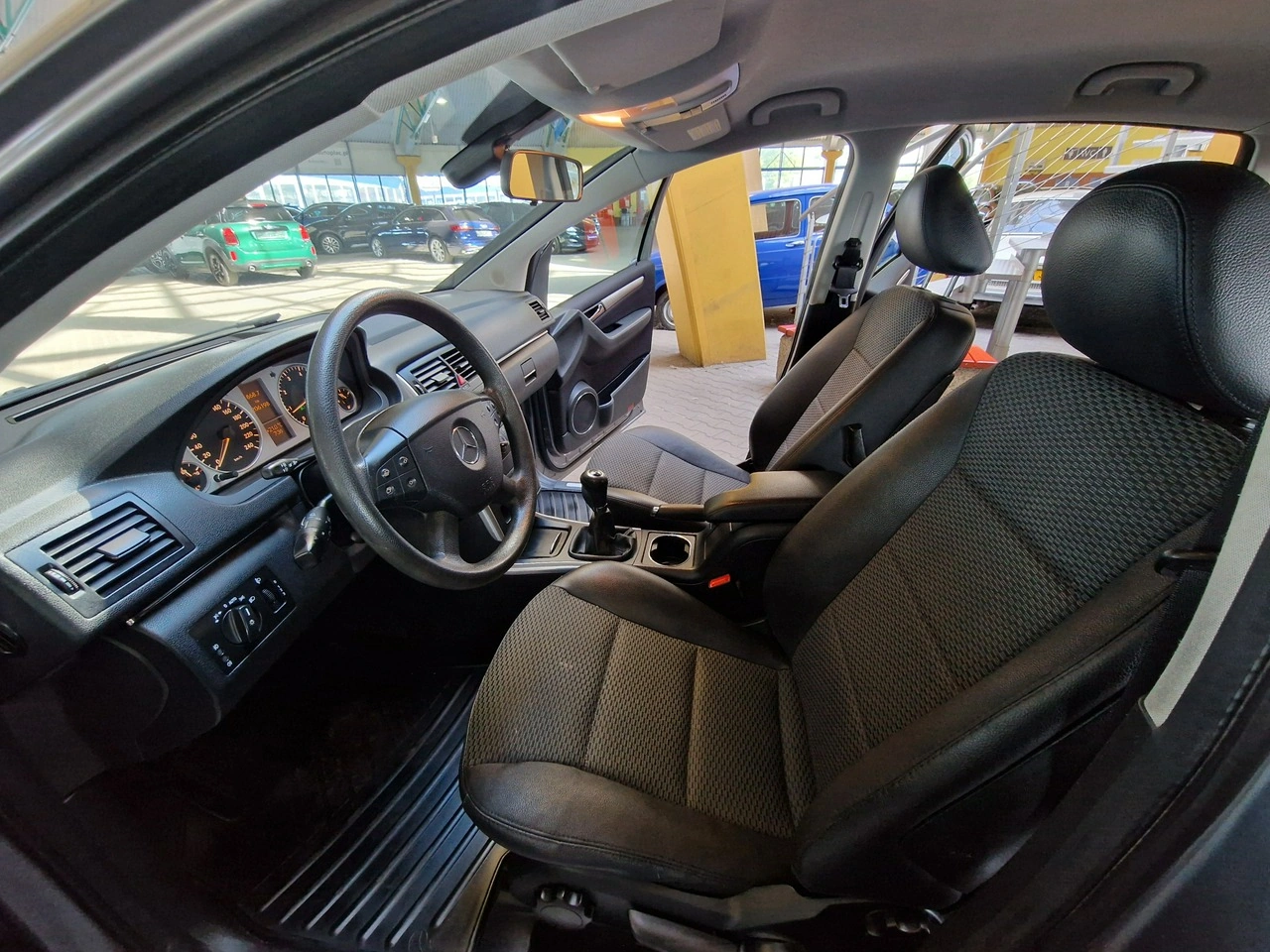 Mercedes B 180 - Zdjęcie 10