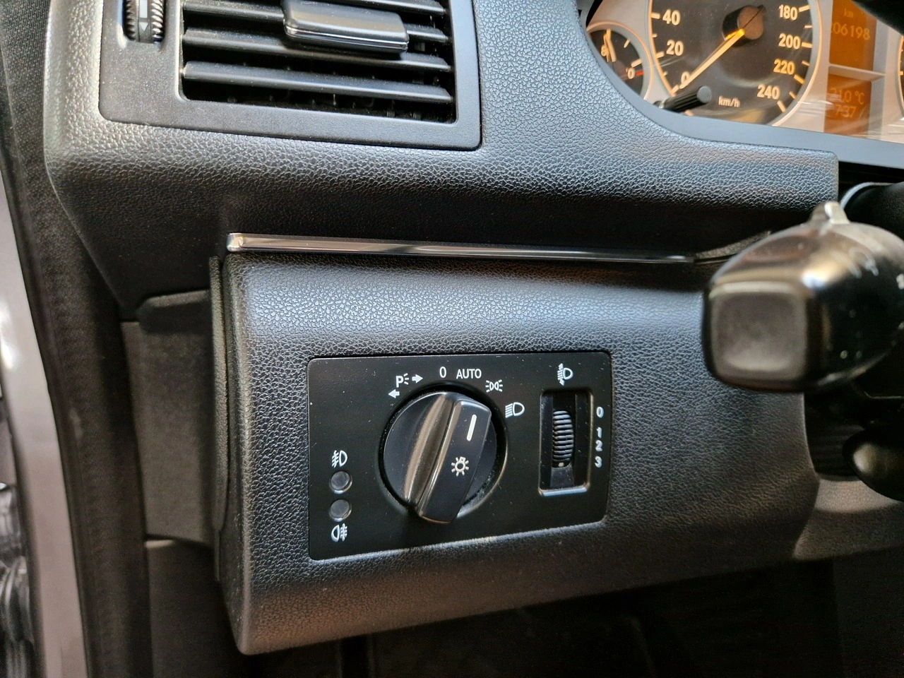 Mercedes B 180 - Zdjęcie 11