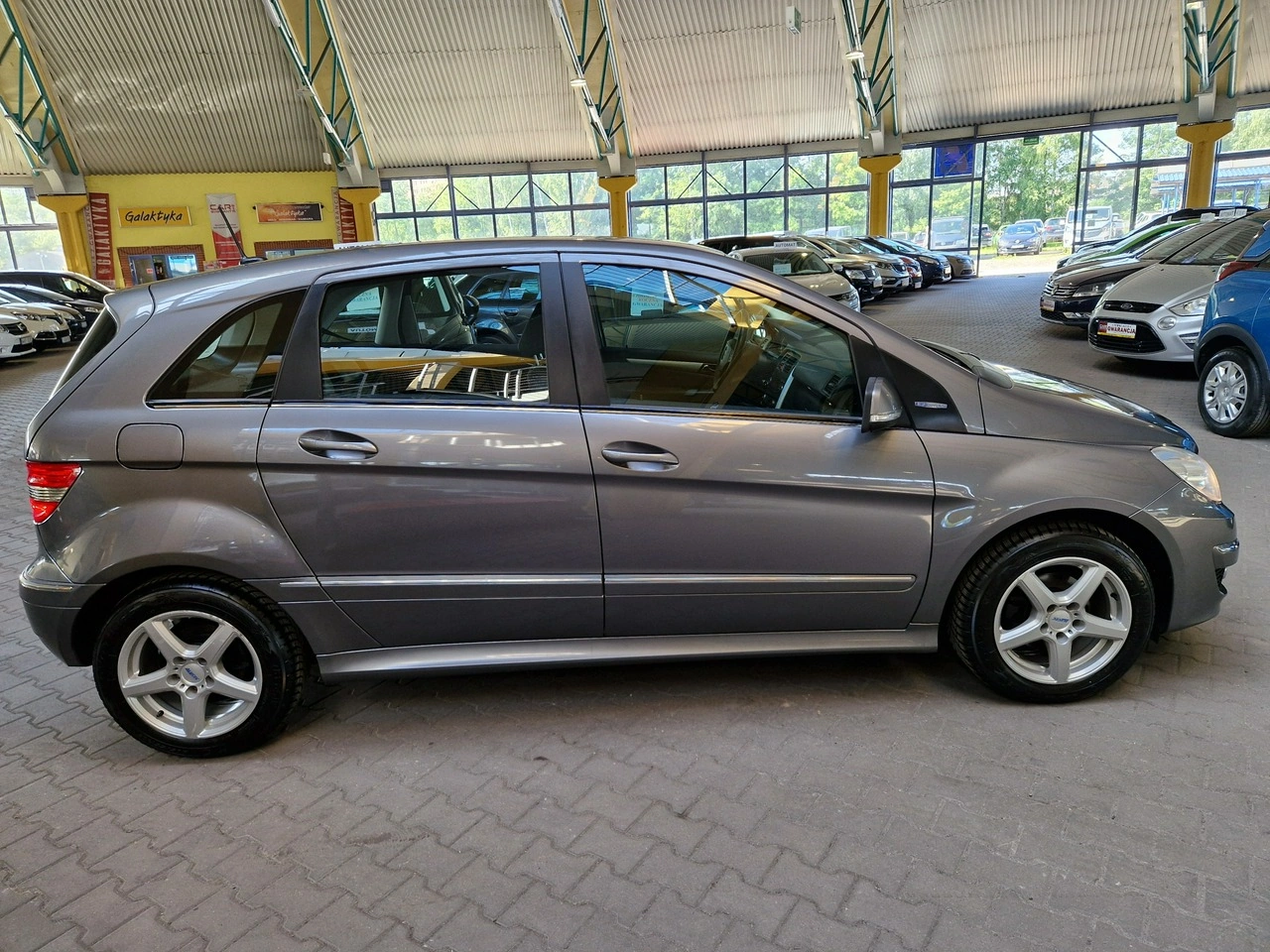 Mercedes B 180 - Zdjęcie 8