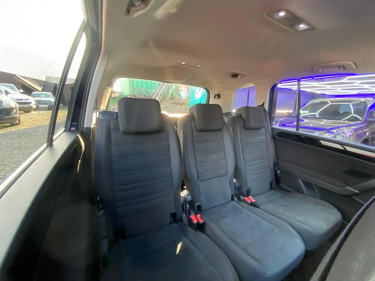 Volkswagen Touran - Zdjęcie 53