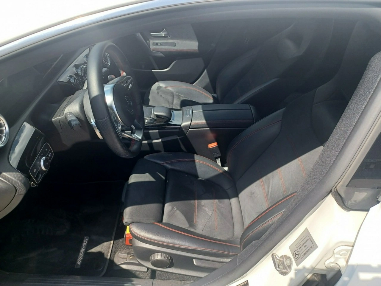 Mercedes CLA 200 - Zdjęcie 9