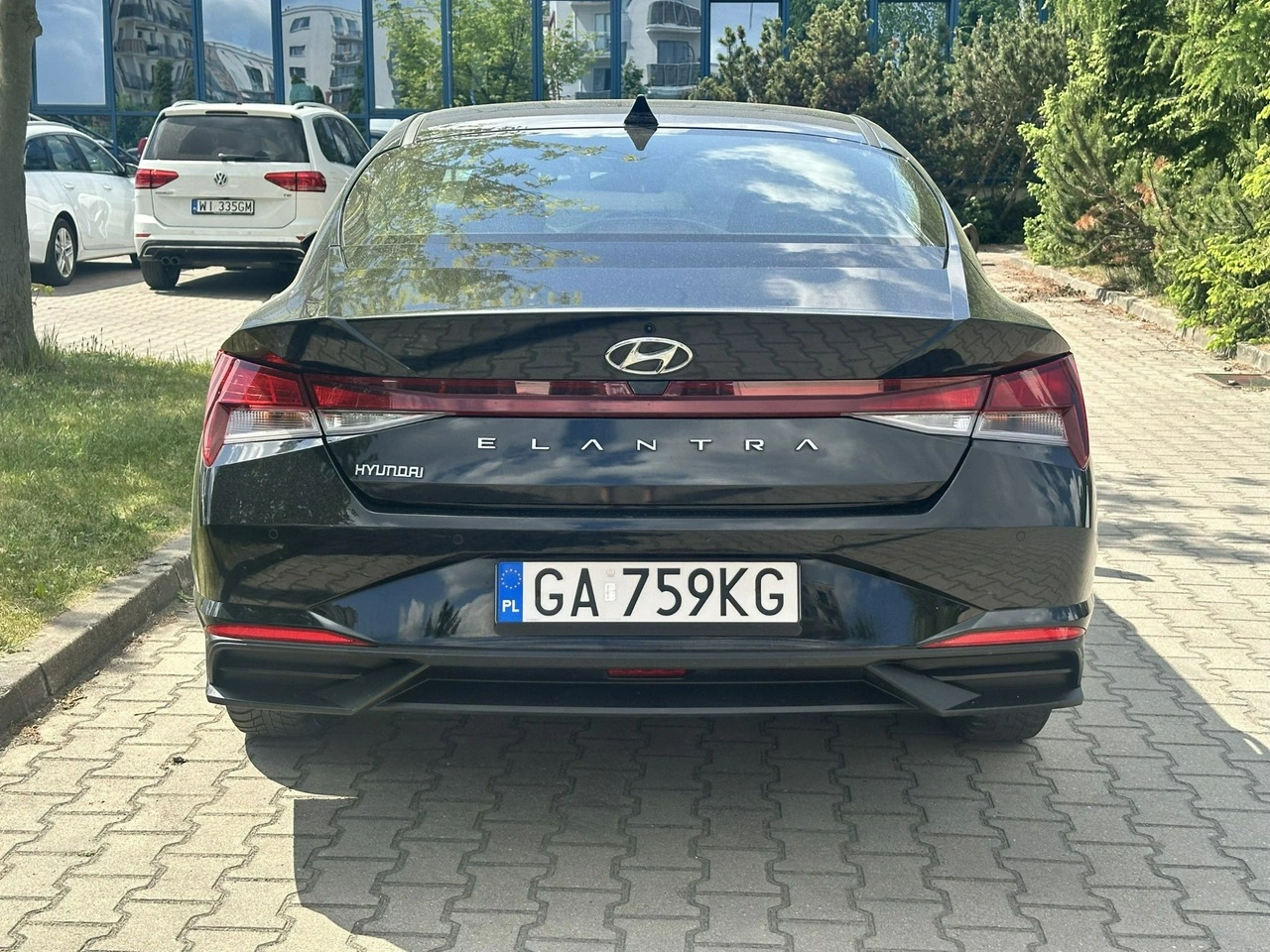 Hyundai Elantra - Zdjęcie 6