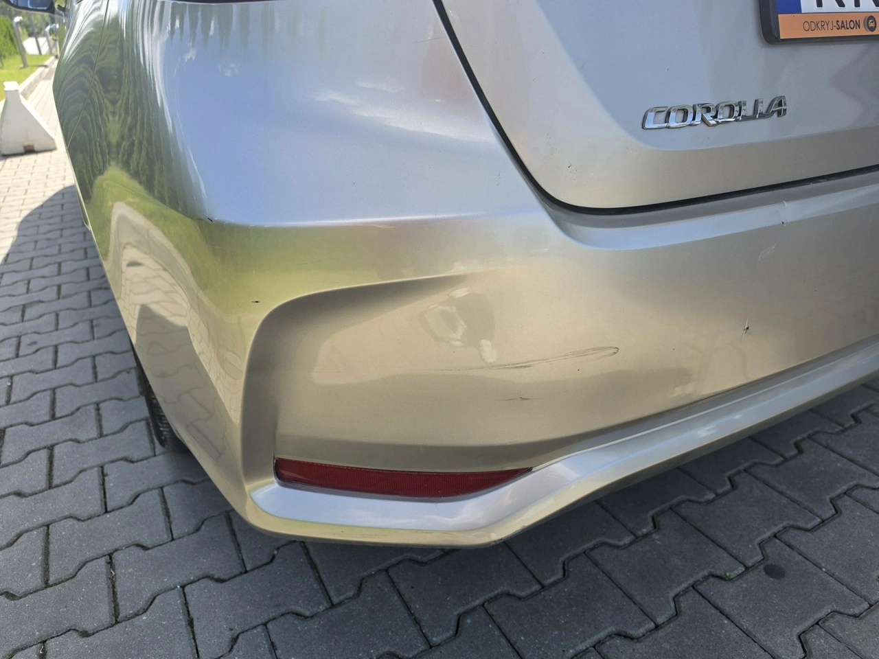 Toyota Corolla - Zdjęcie 9