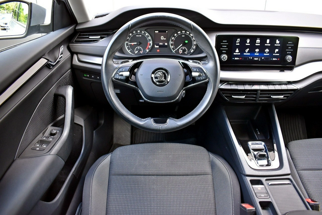 Skoda Octavia - Zdjęcie 13