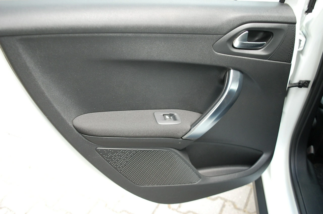 Peugeot 2008 - Zdjęcie 29