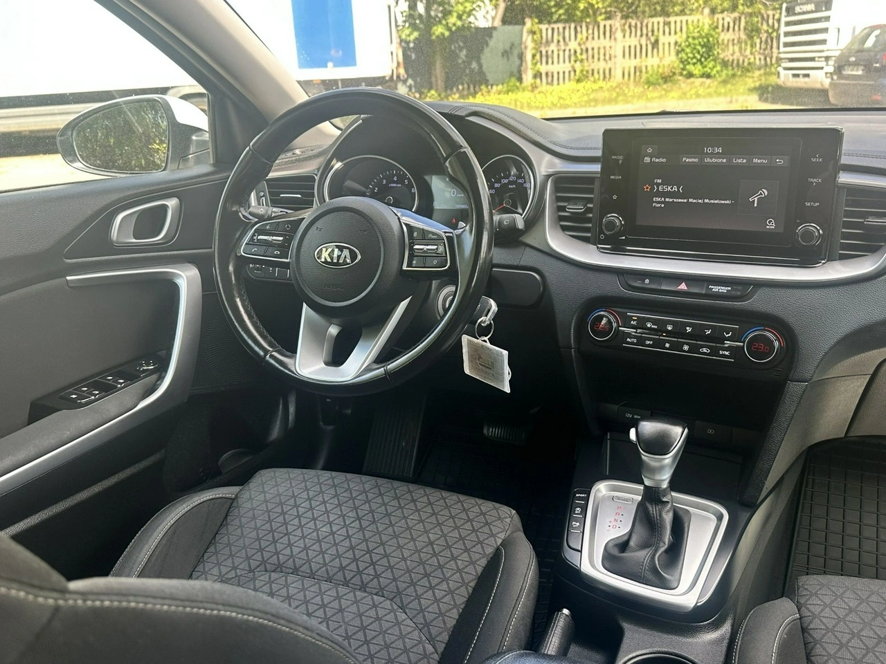 Kia Ceed - Zdjęcie 19