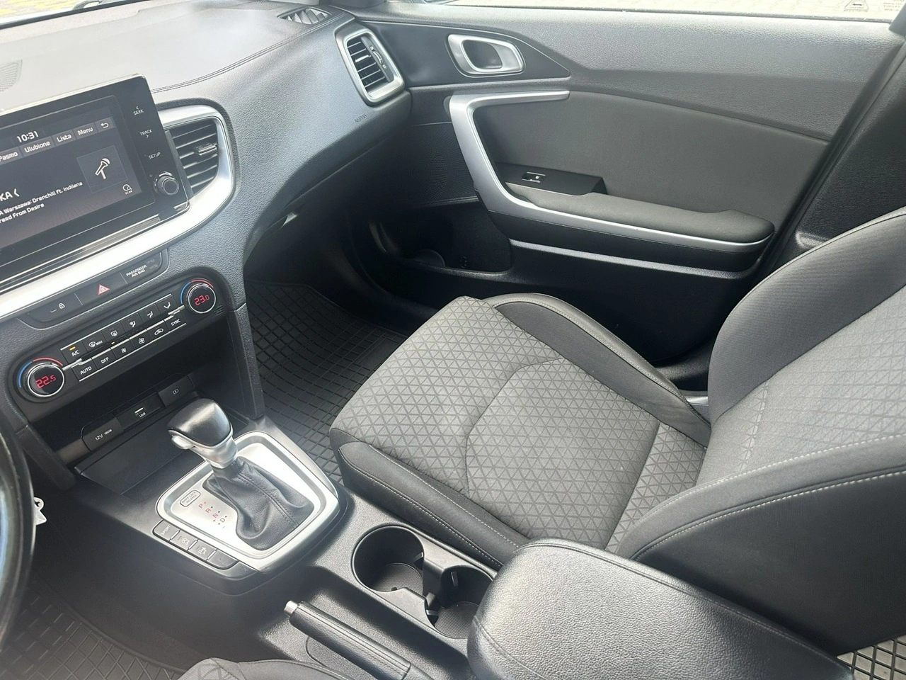 Kia Ceed - Zdjęcie 39