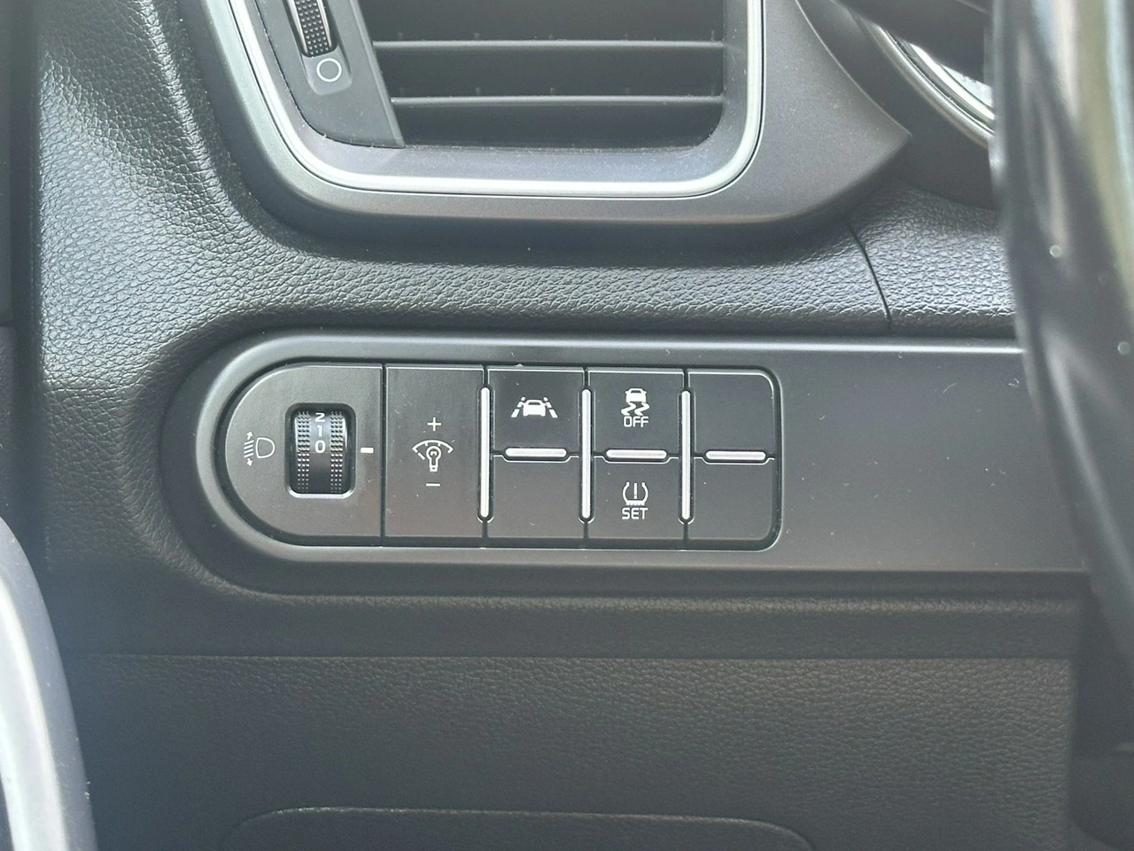 Kia Ceed - Zdjęcie 42