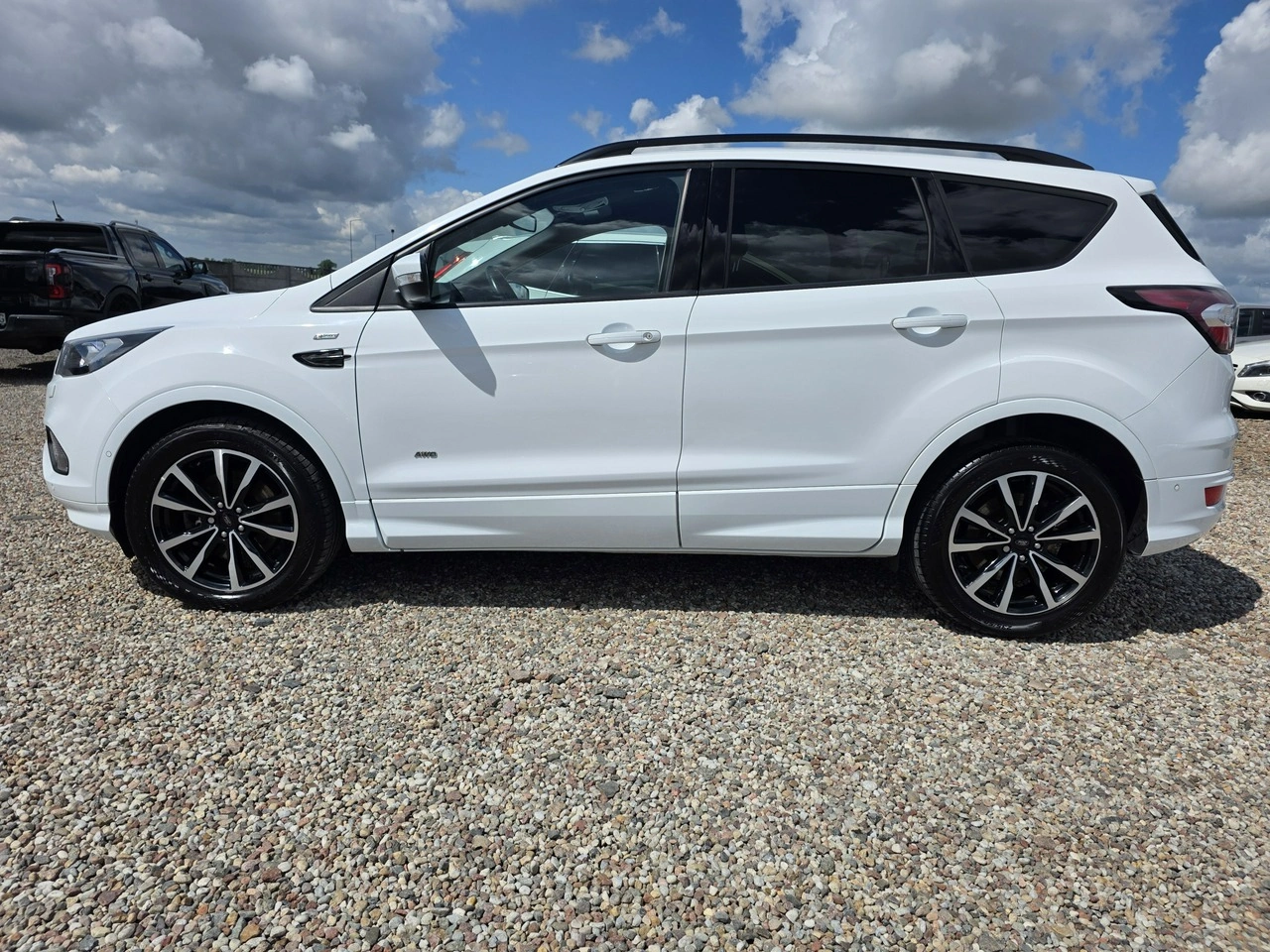 Ford Kuga - Zdjęcie 15