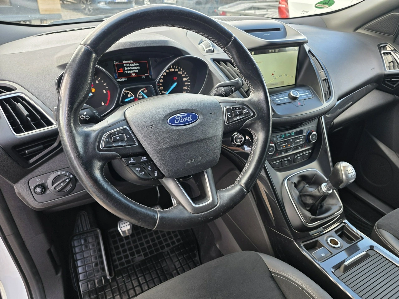Ford Kuga - Zdjęcie 30