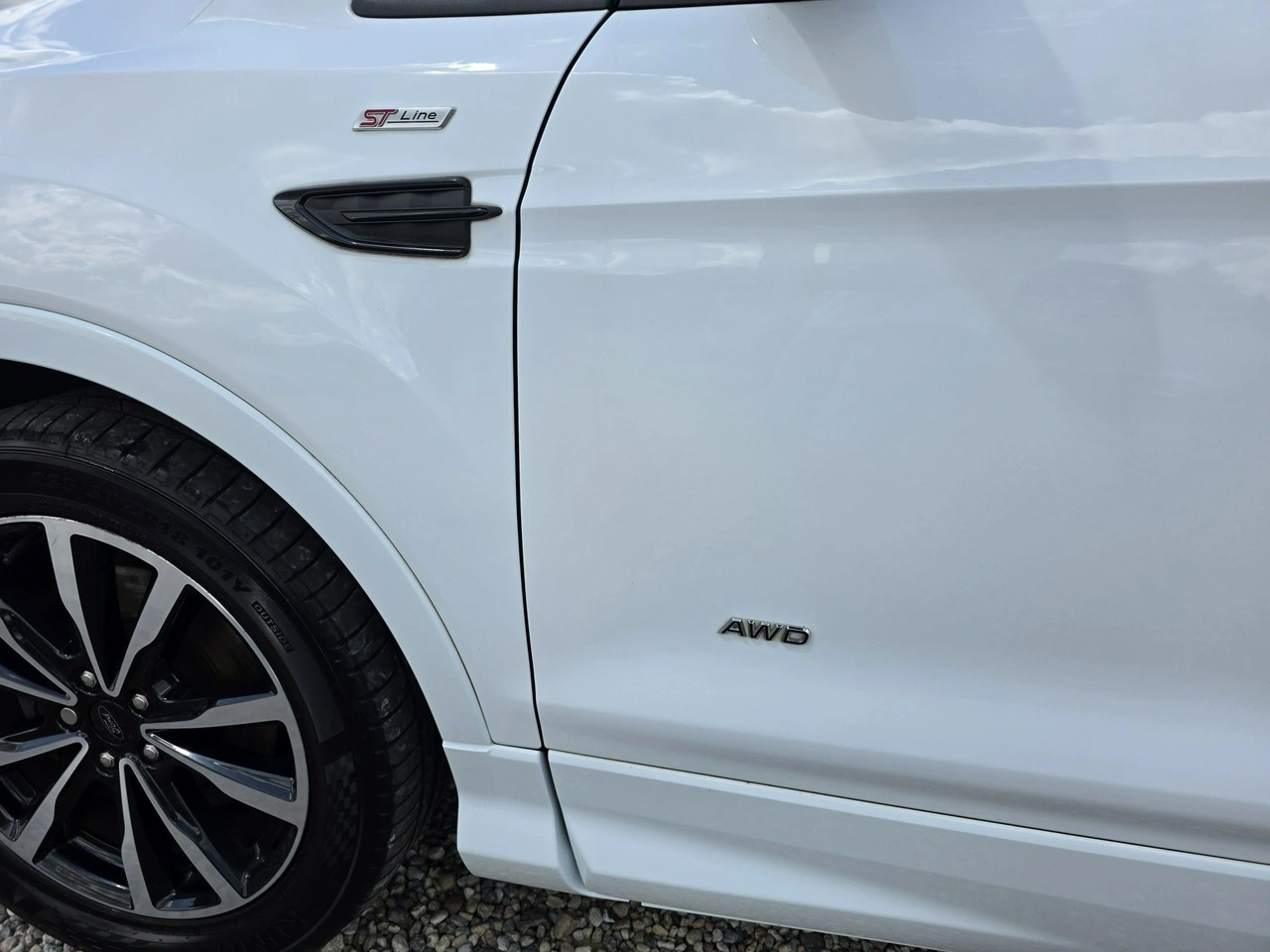 Ford Kuga - Zdjęcie 7