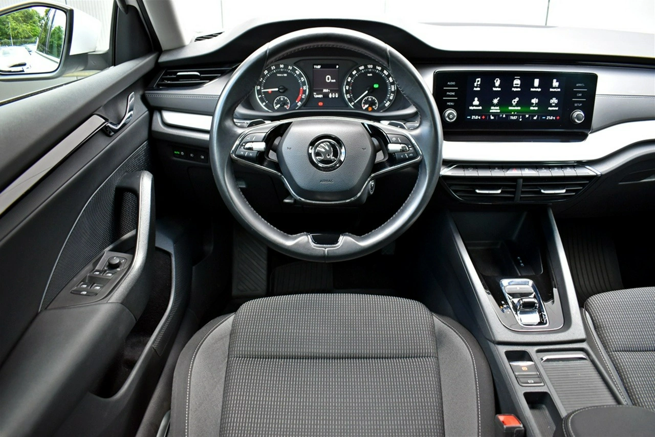 Skoda Octavia - Zdjęcie 13