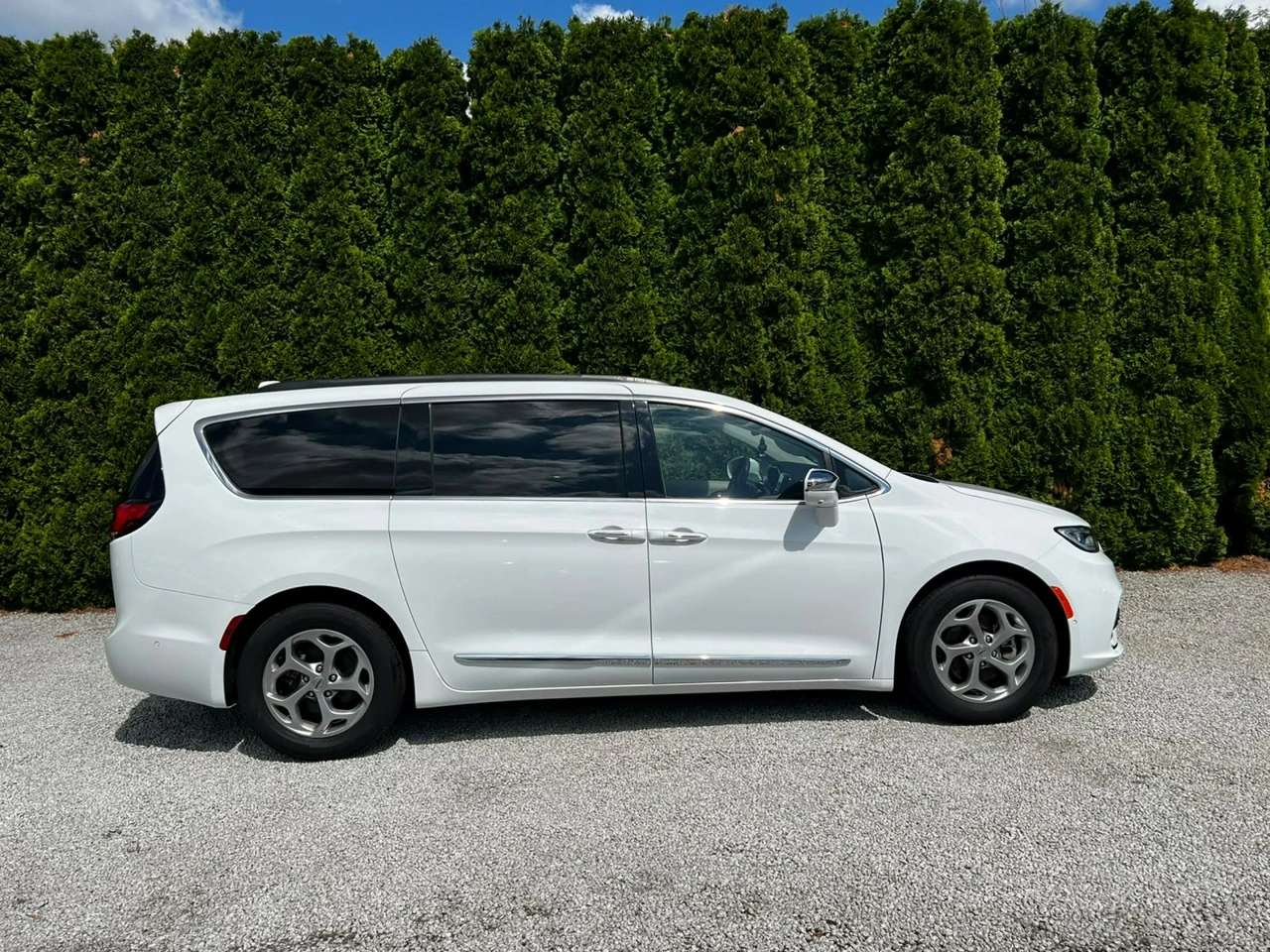 Chrysler Pacifica - Zdjęcie 28