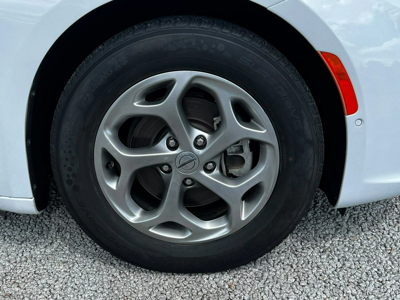 Chrysler Pacifica - Zdjęcie 6