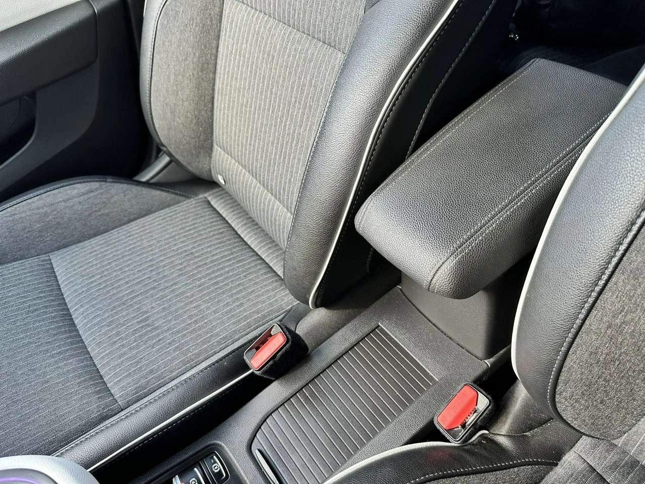Renault Clio - Zdjęcie 46