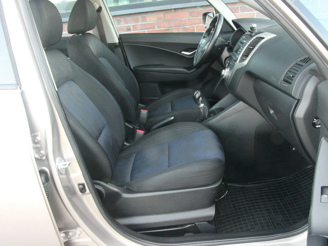 Hyundai ix20 - Zdjęcie 38