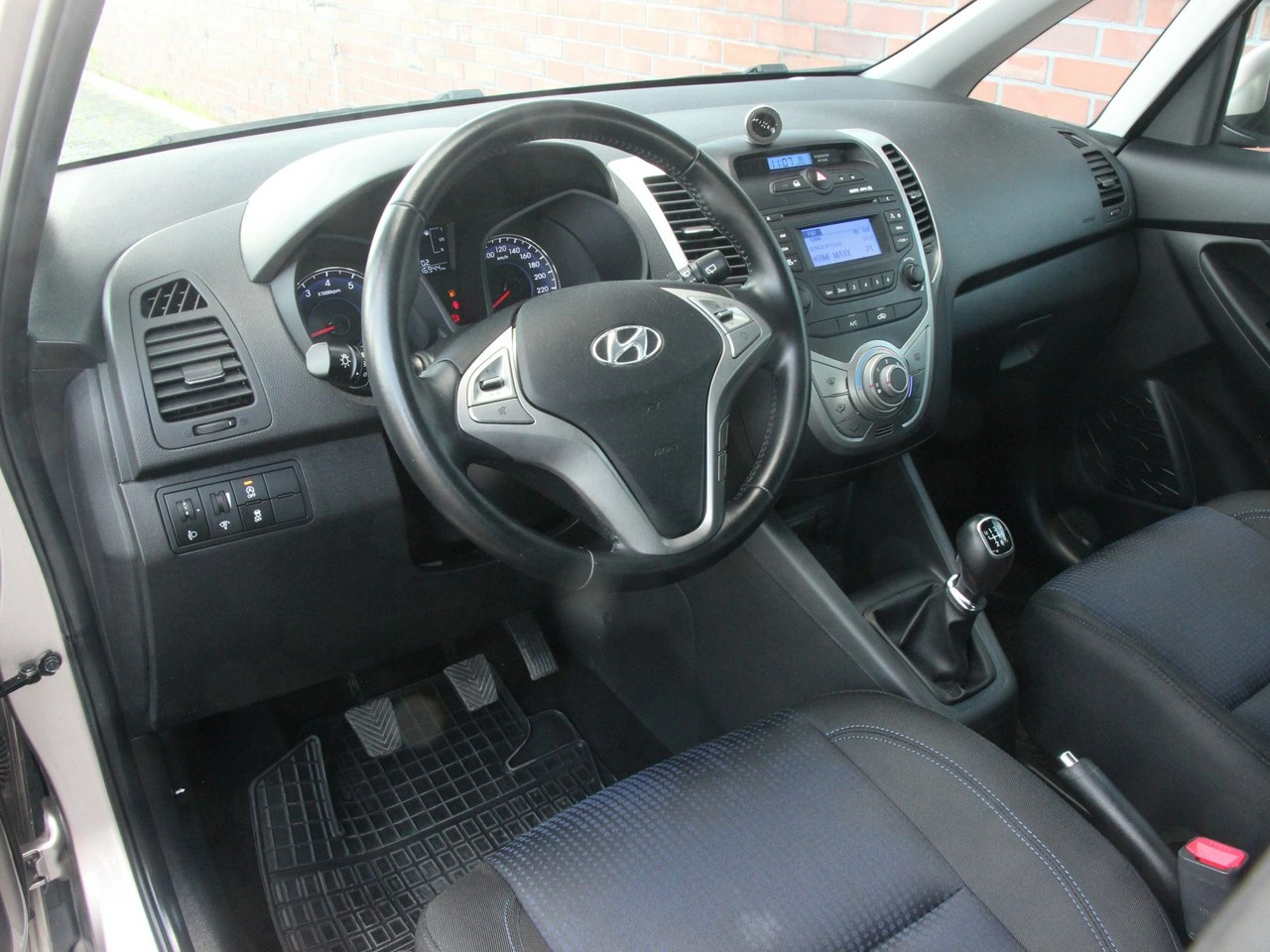 Hyundai ix20 - Zdjęcie 14