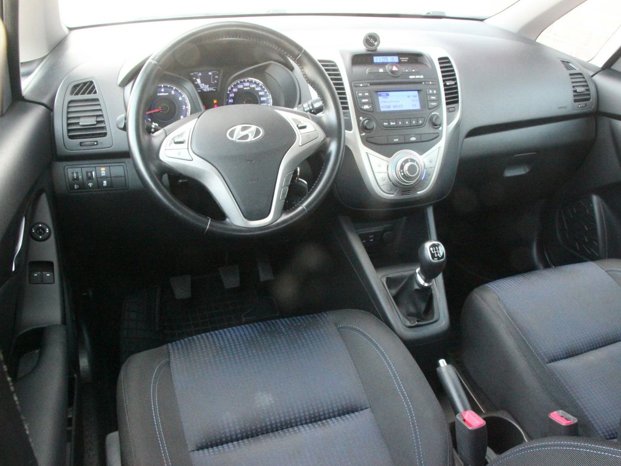 Hyundai ix20 - Zdjęcie 15