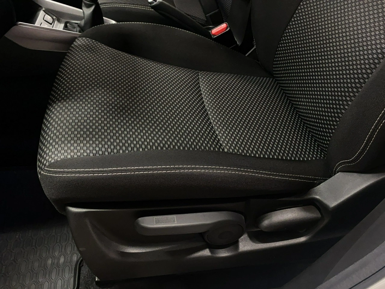 Suzuki Vitara - Zdjęcie 12