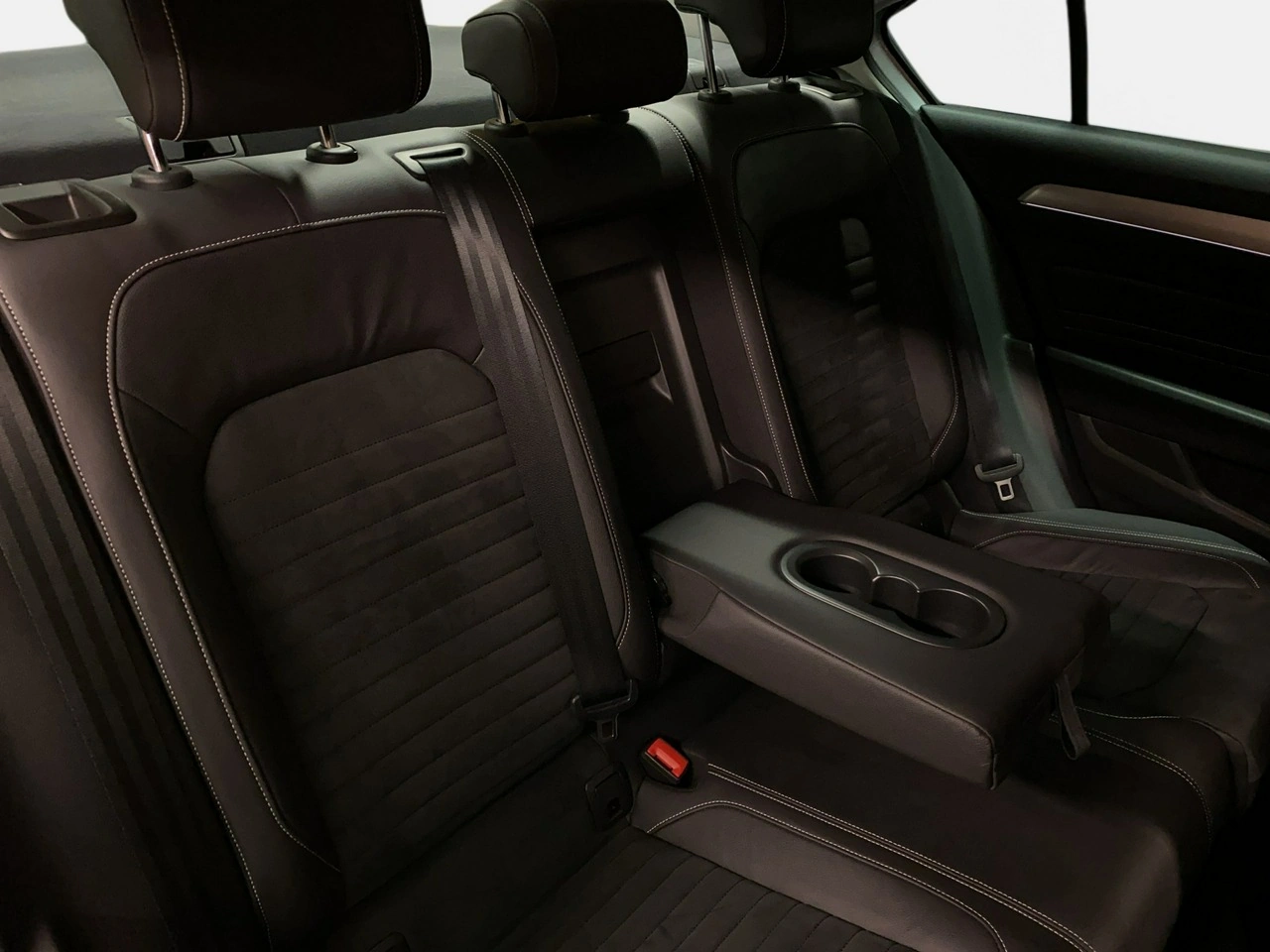 Volkswagen Passat - Zdjęcie 15