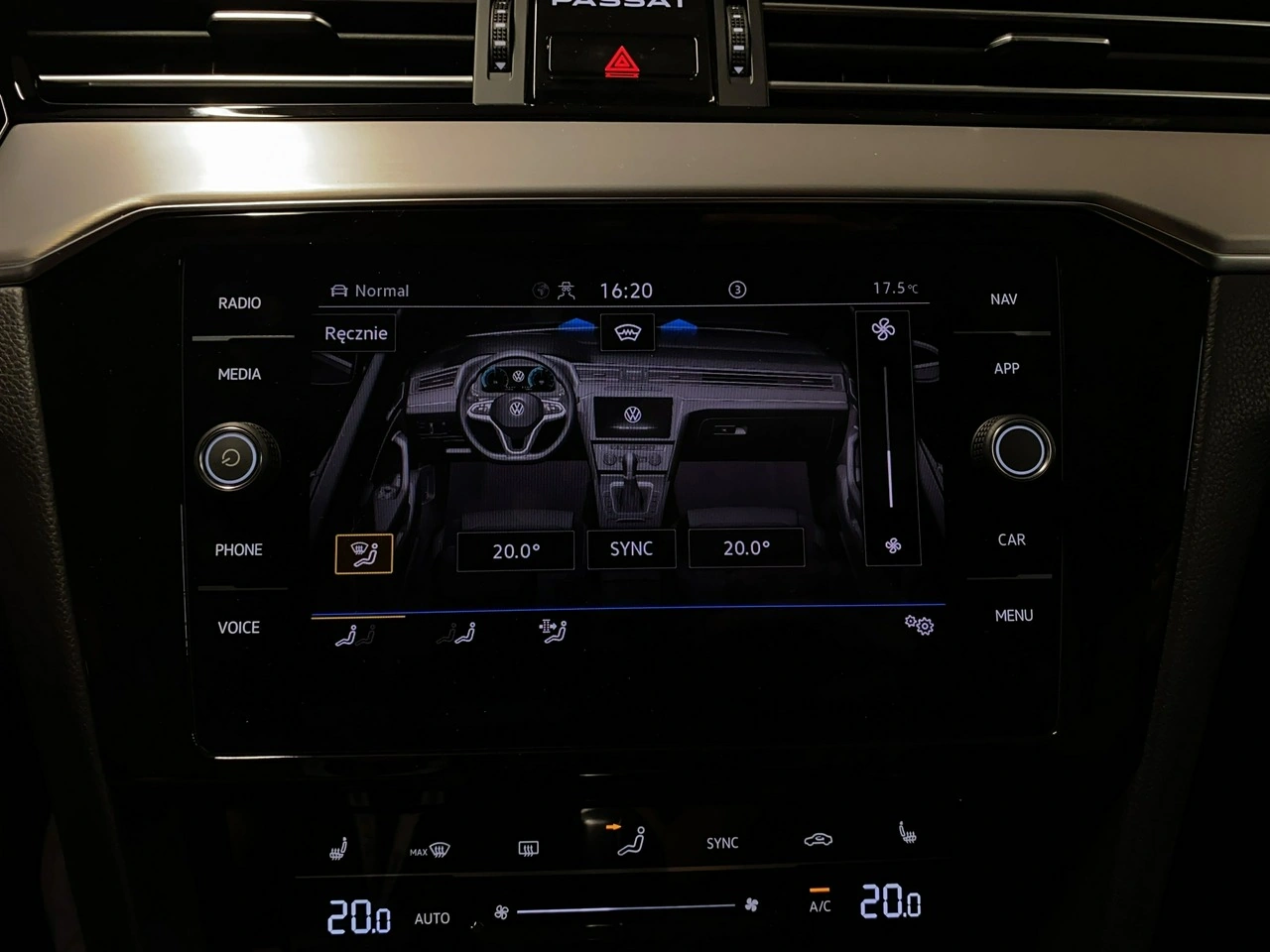Volkswagen Passat - Zdjęcie 24