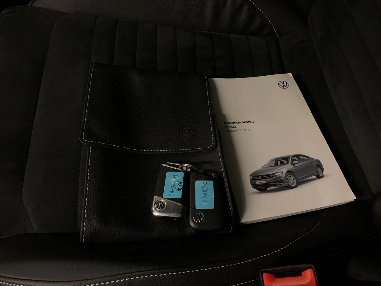Volkswagen Passat - Zdjęcie 36