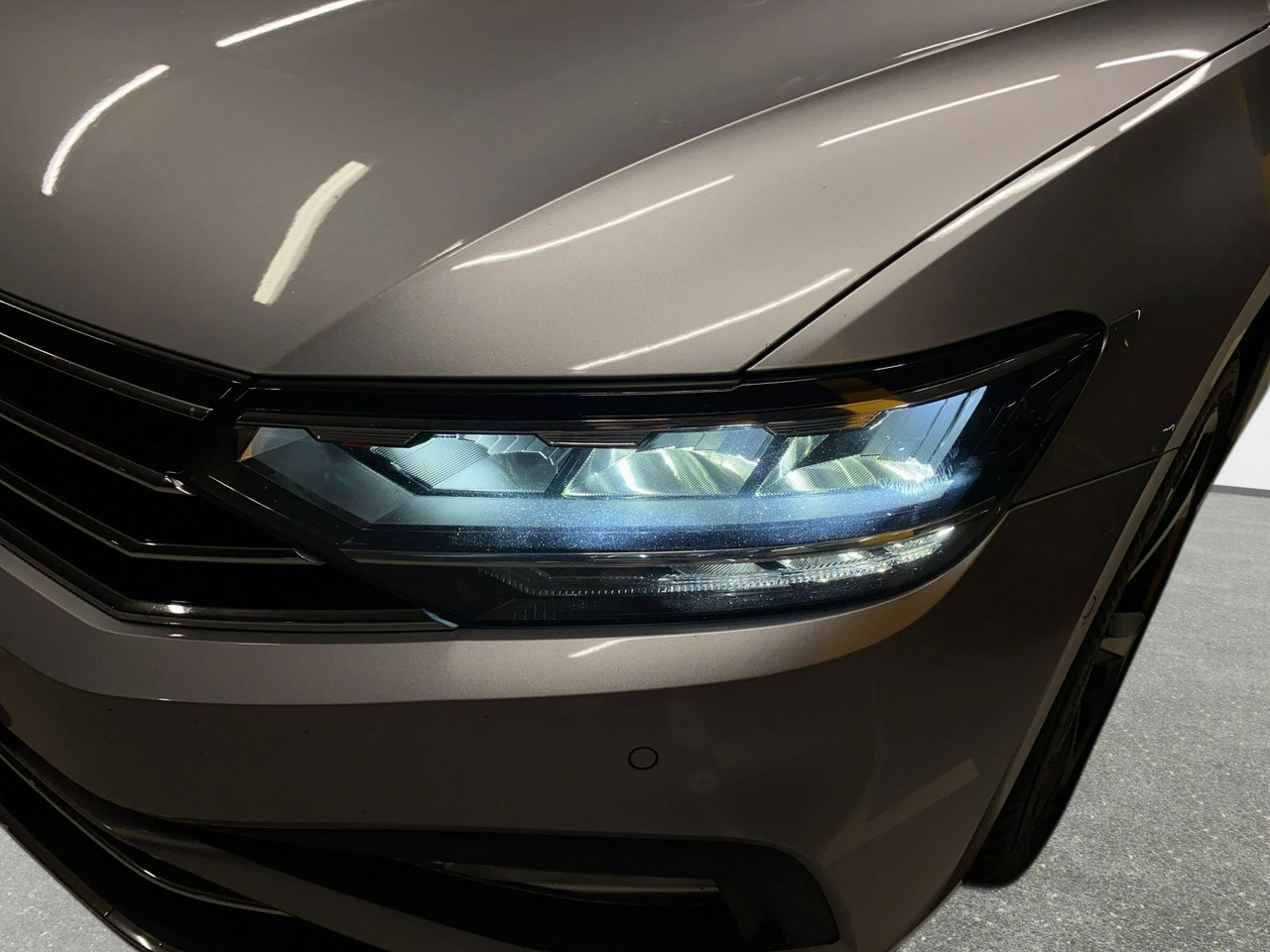 Volkswagen Passat - Zdjęcie 8