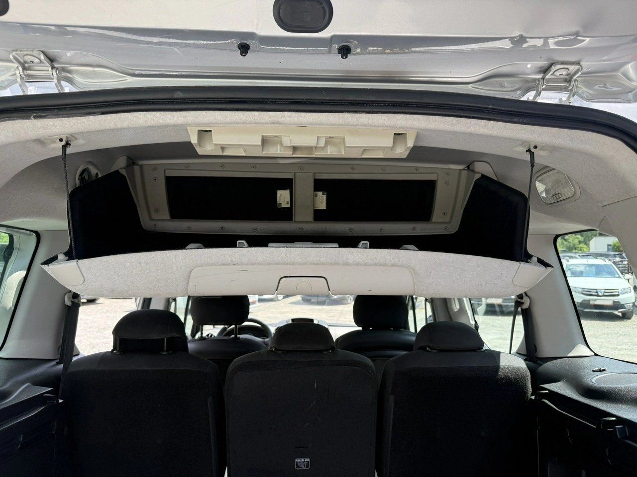 Peugeot Partner - Zdjęcie 13