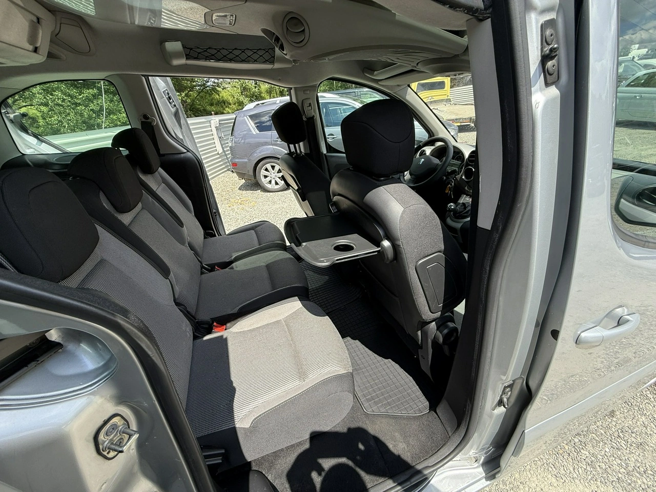 Peugeot Partner - Zdjęcie 16