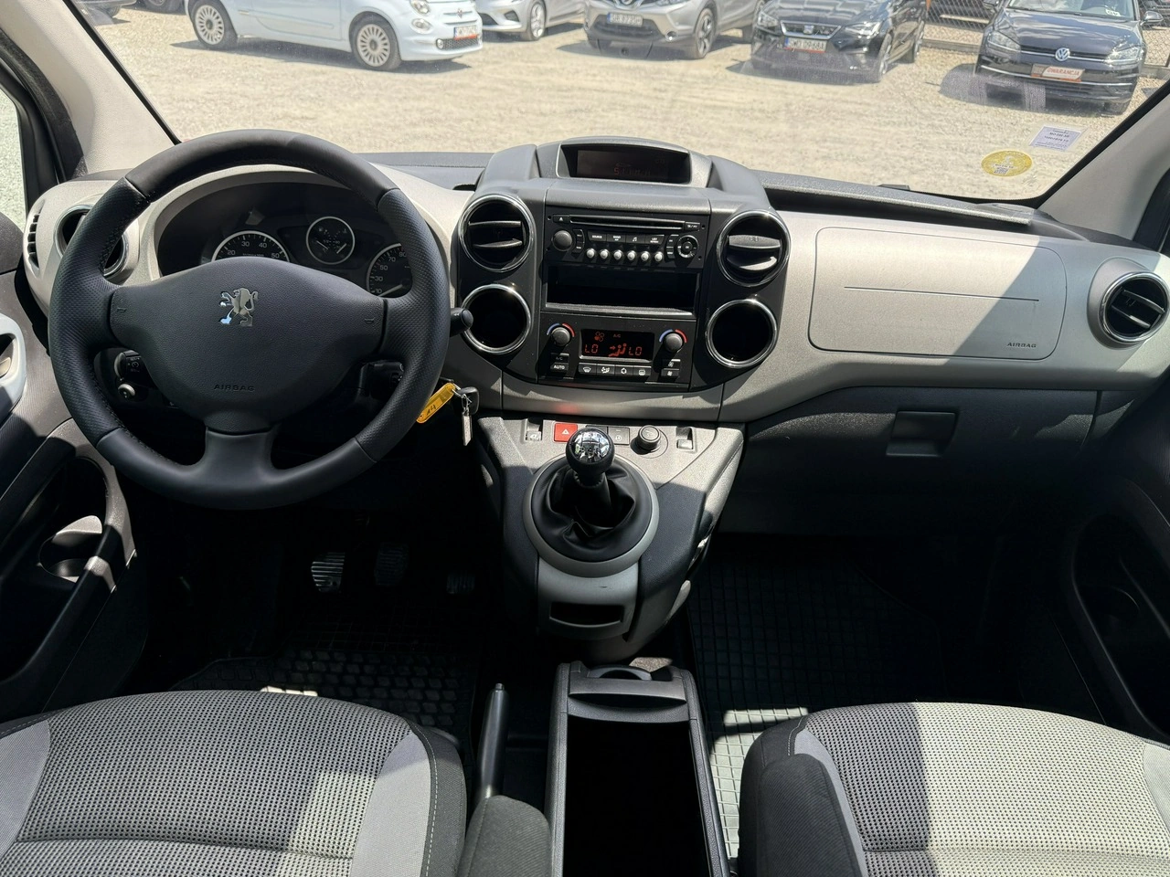 Peugeot Partner - Zdjęcie 20