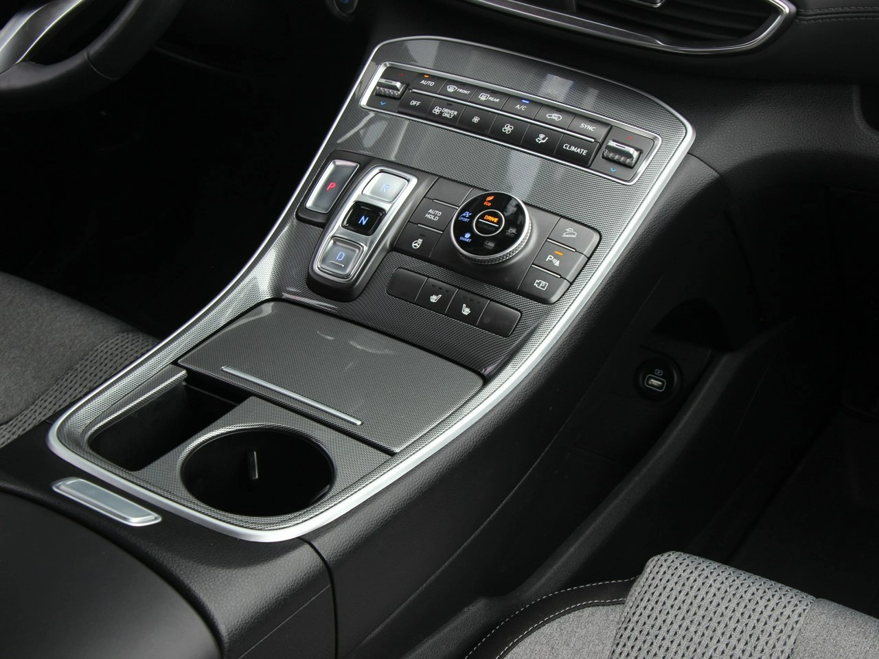 Hyundai Santa Fe - Zdjęcie 32