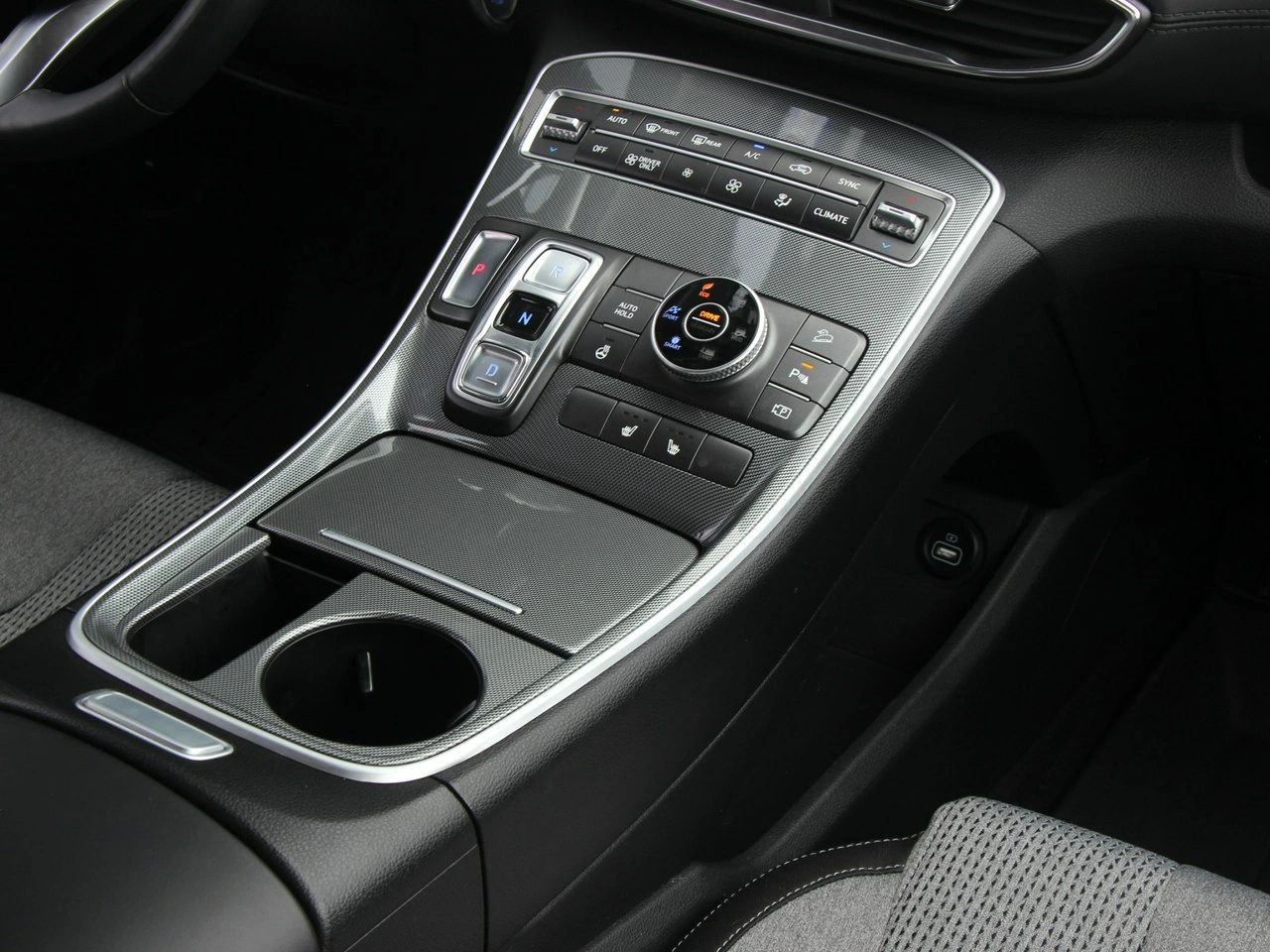 Hyundai Santa Fe - Zdjęcie 32