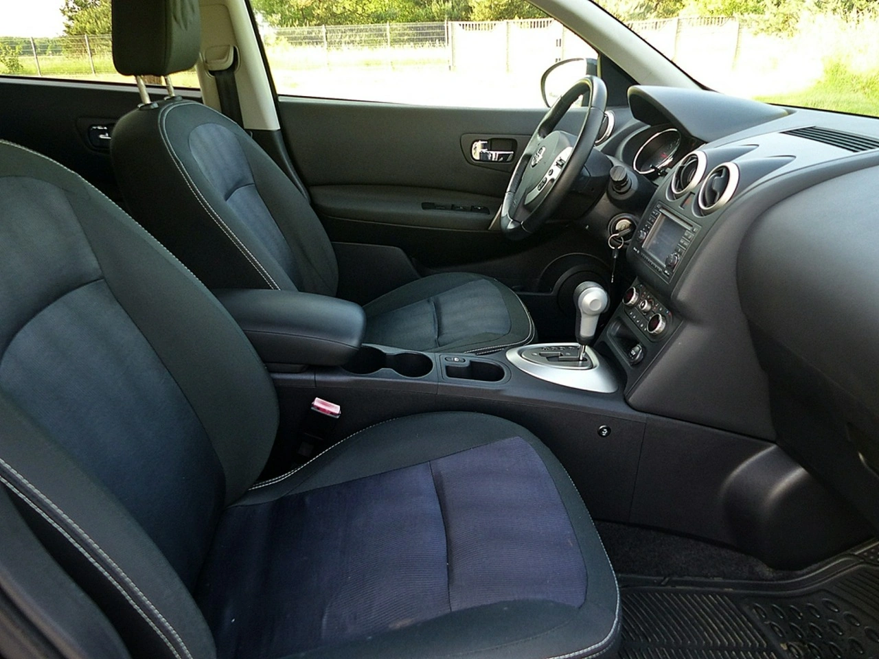 Nissan Qashqai - Zdjęcie 25