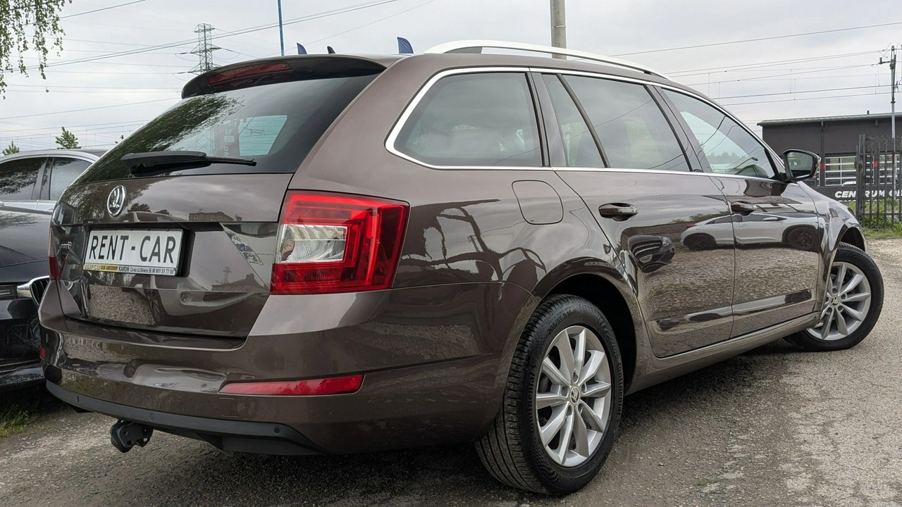 Skoda Octavia - Zdjęcie 12
