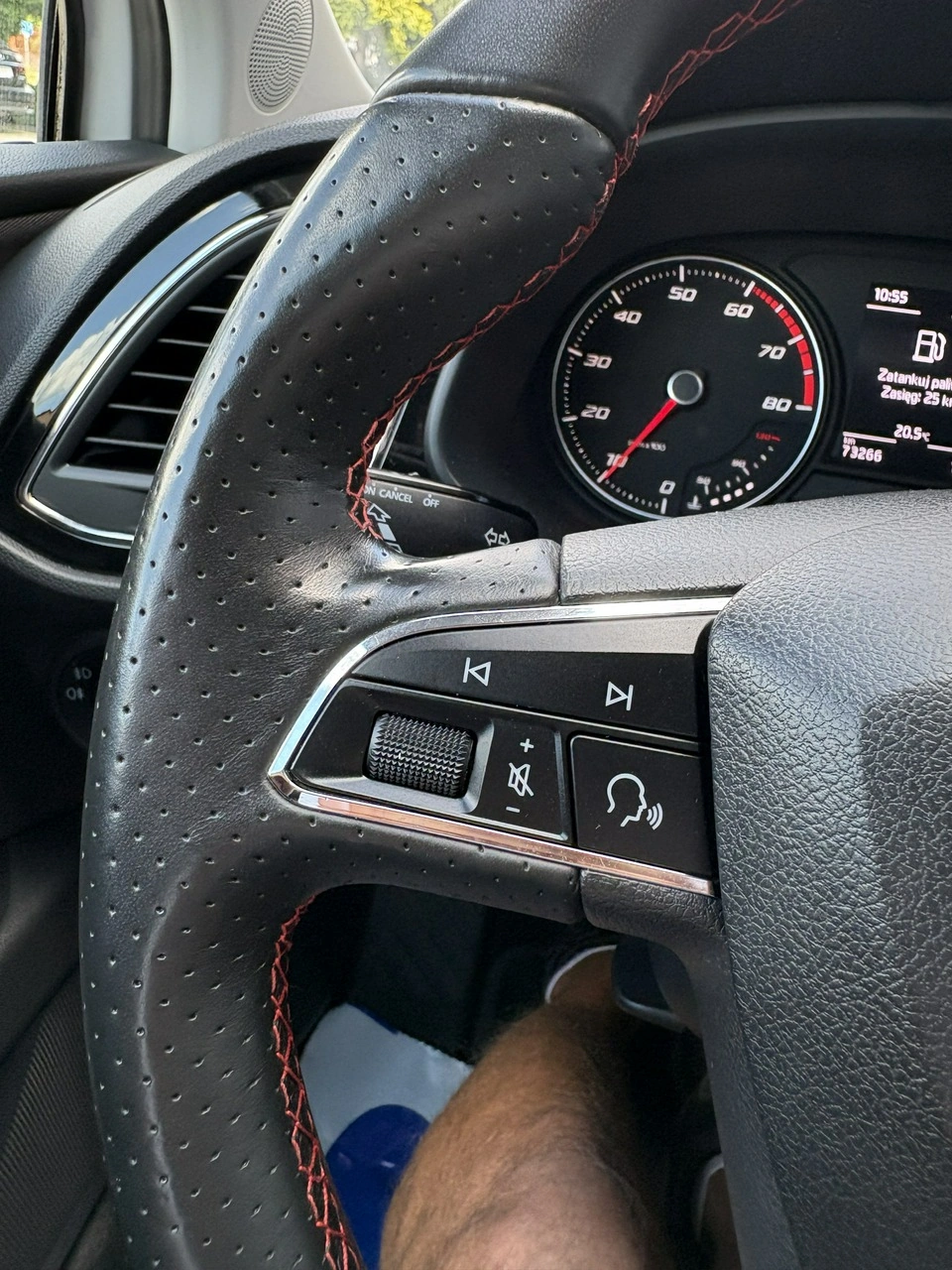 Seat Leon - Zdjęcie 23