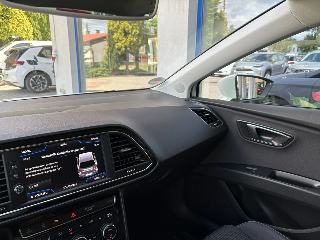 Seat Leon - Zdjęcie 16
