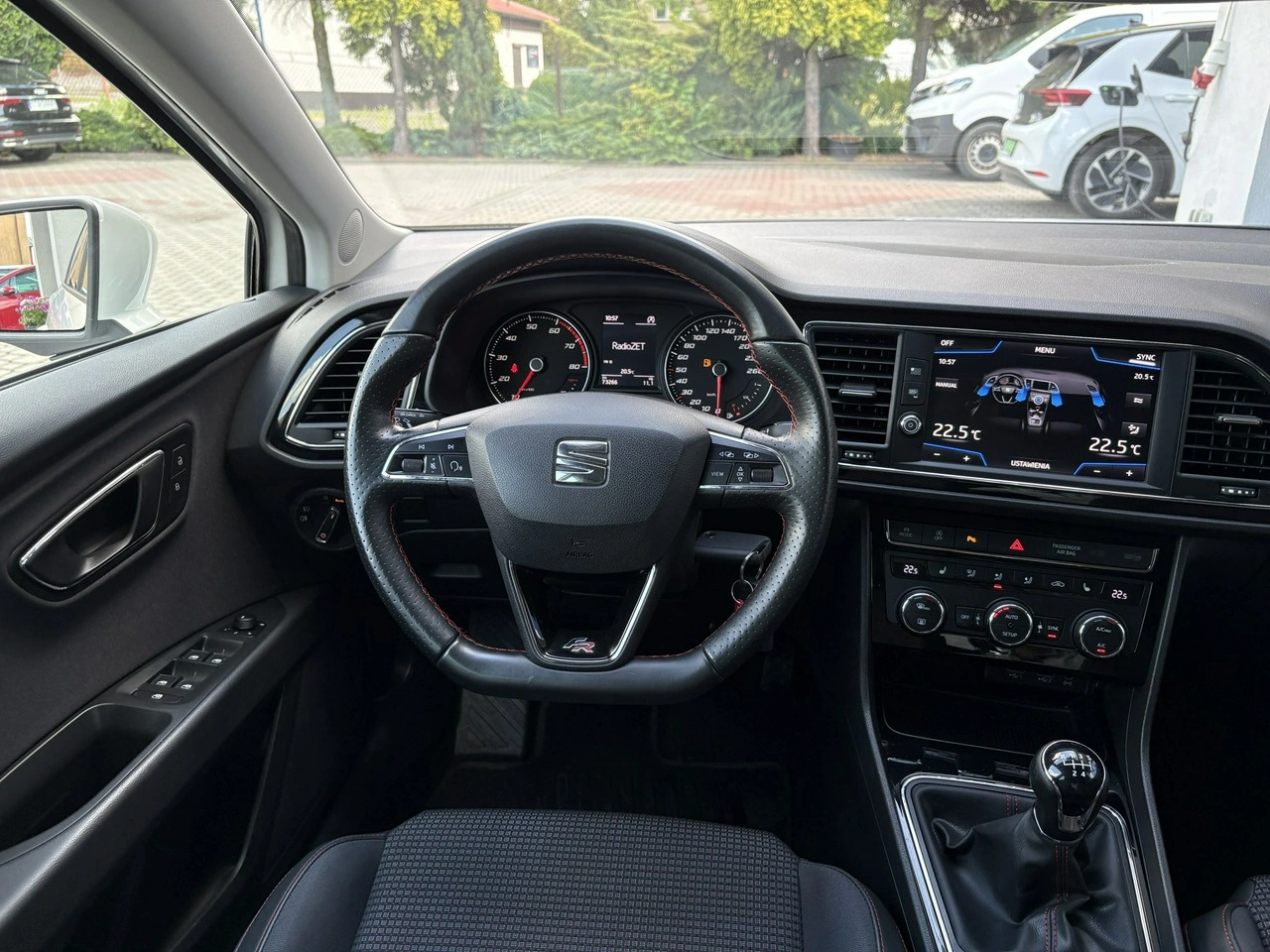 Seat Leon - Zdjęcie 21