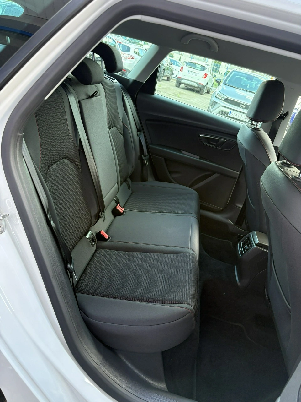 Seat Leon - Zdjęcie 19