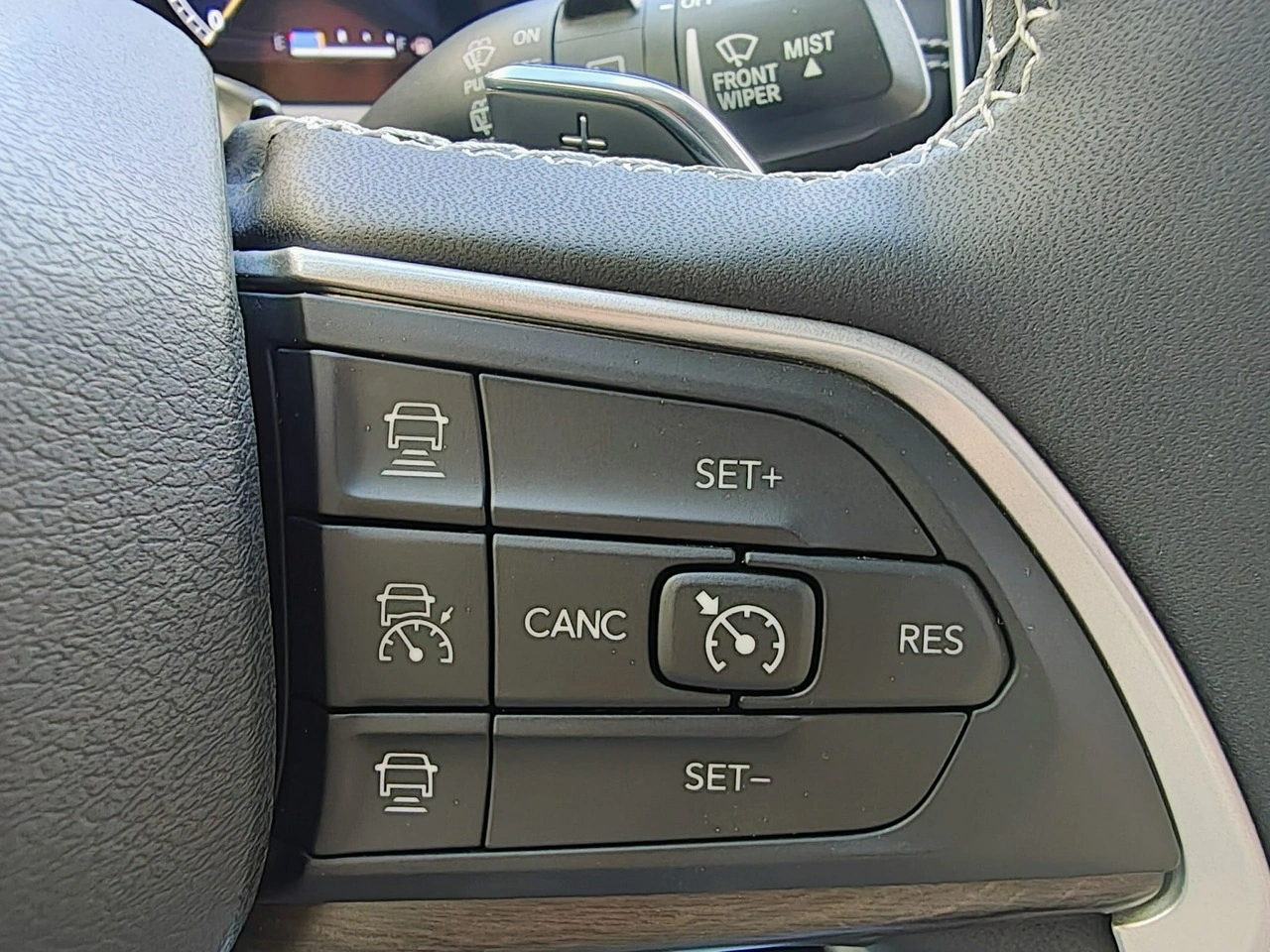 Jeep Grand Cherokee - Zdjęcie 22