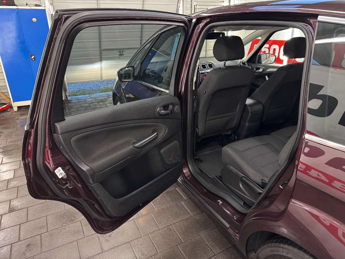 Ford S-Max - Zdjęcie 32