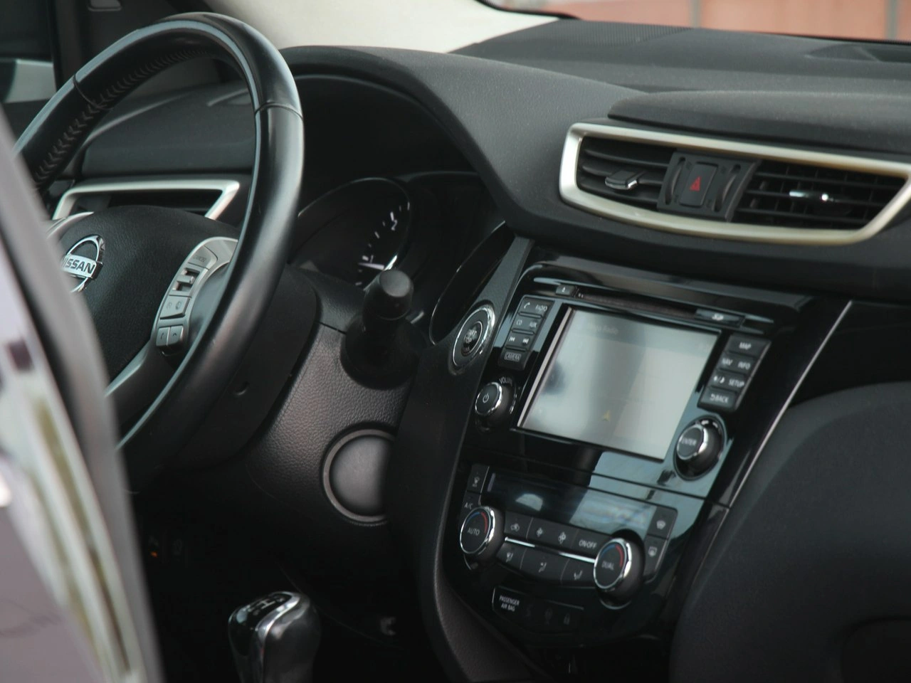 Nissan Qashqai - Zdjęcie 29