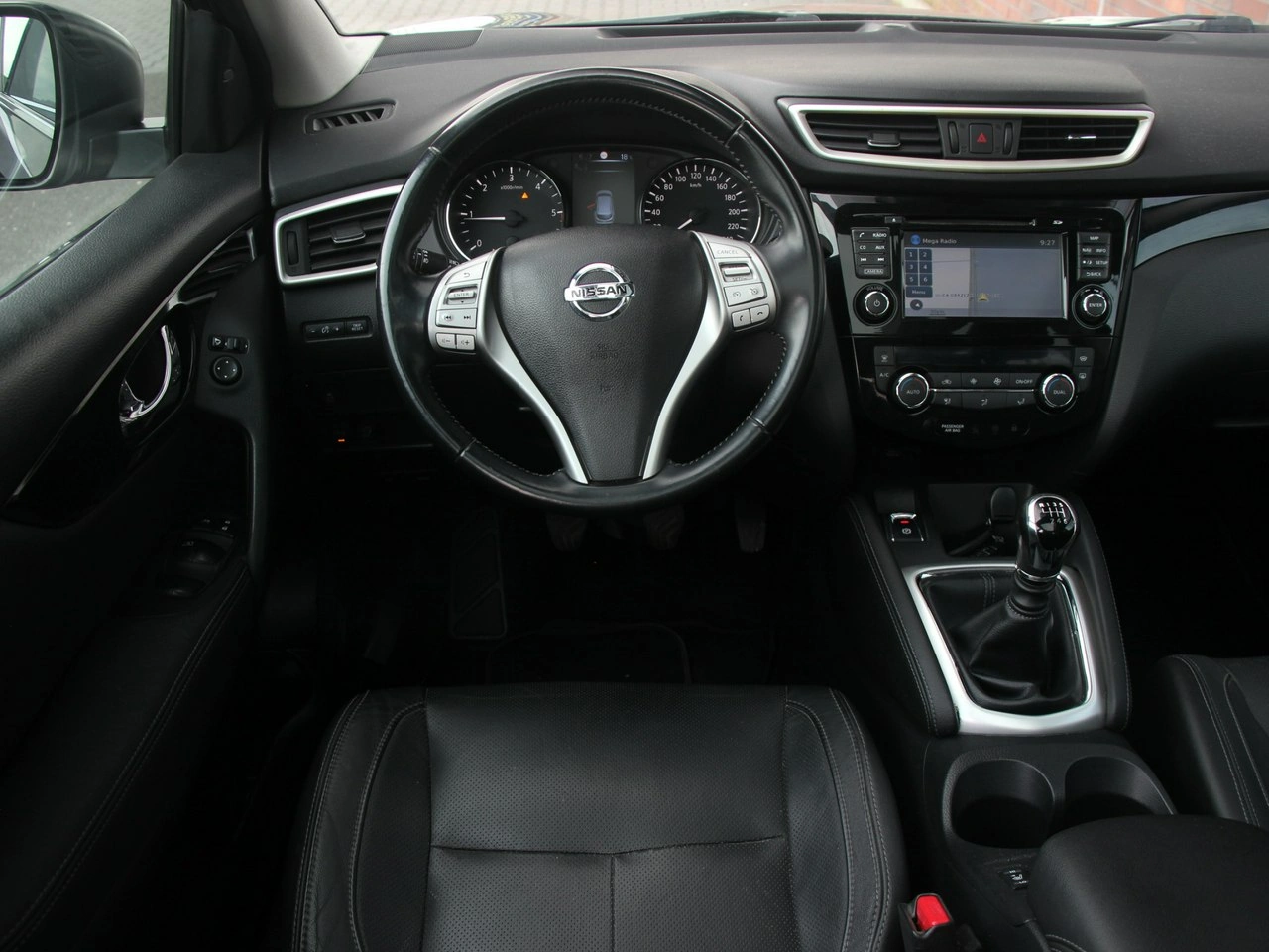 Nissan Qashqai - Zdjęcie 16