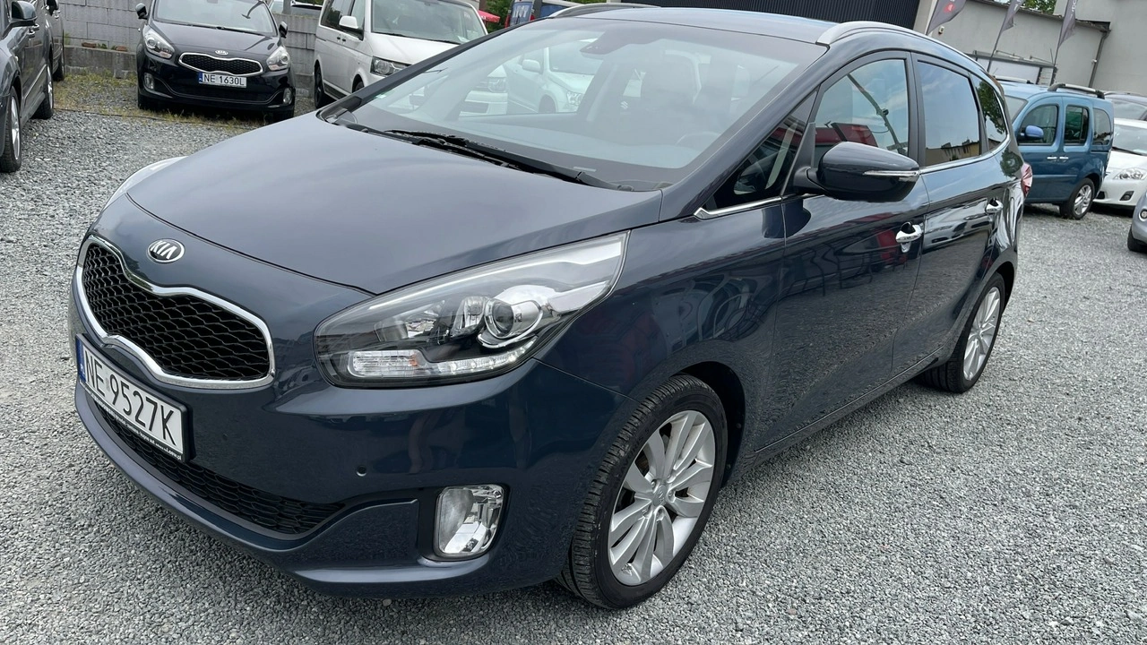 Kia Carens - Zdjęcie 11