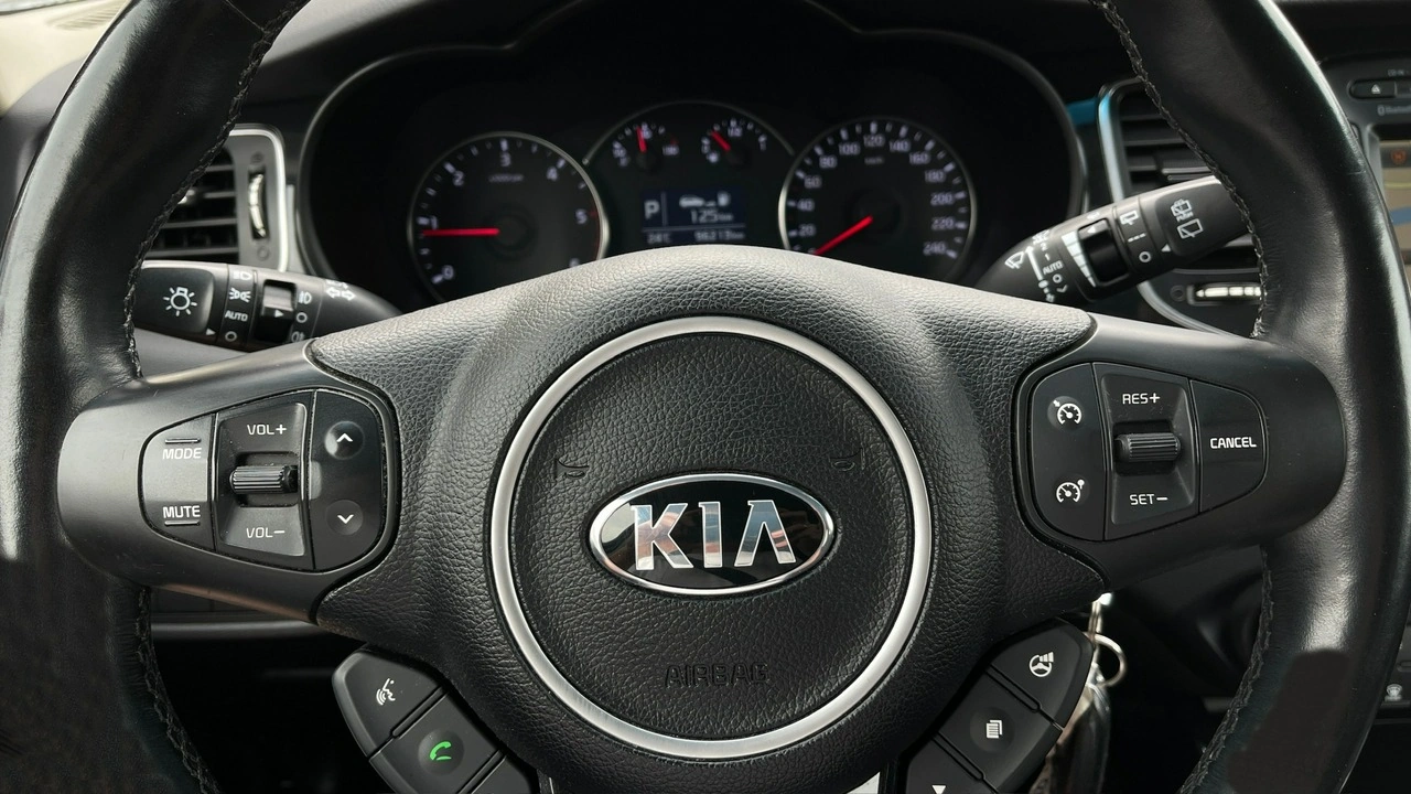 Kia Carens - Zdjęcie 26