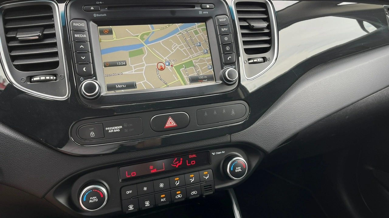 Kia Carens - Zdjęcie 28