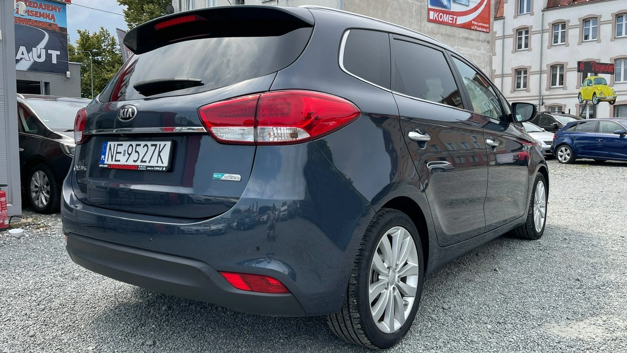 Kia Carens - Zdjęcie 4